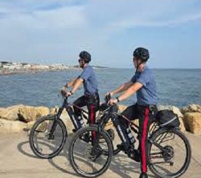 Carabinieri in e-bike