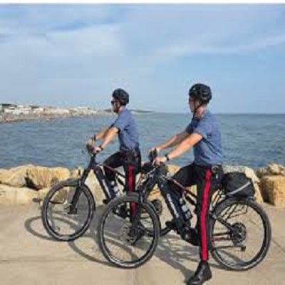 Carabinieri in e-bike