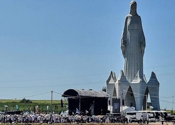 Statua della Madonna in Polonia