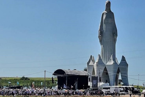 Statua della Madonna in Polonia