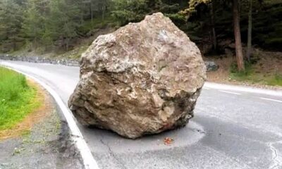 Masso sulla strada