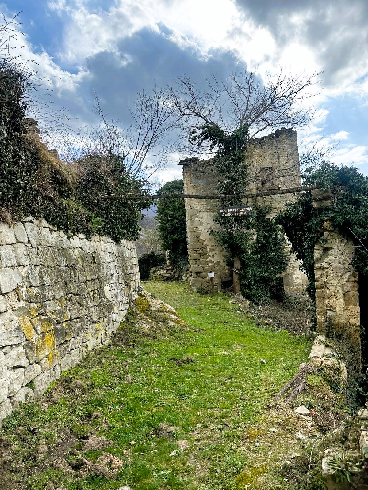 Borgo di Laturo