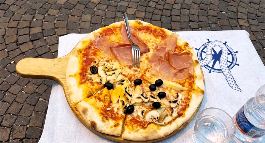 Pizza Capricciosa