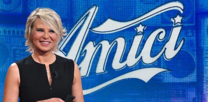Maria De Filippi, Amici