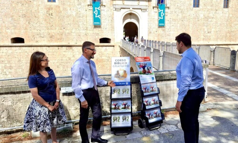 Munda , L'Aquila