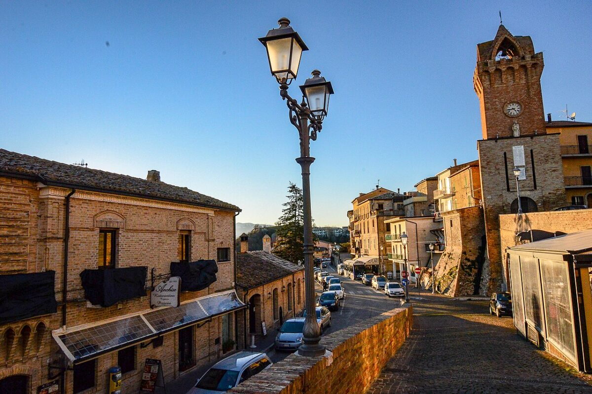 Tortoreto_Torre_dell'Orologio