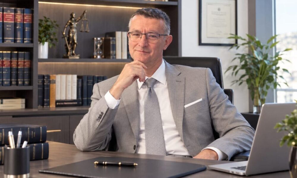 Alberto Raffaelli intervista Daniele Mencarelli: al centro di Segnalazioni Letterarie il nuovo romanzo "Quattro presunti familiari" 166 Alberto Raffaelli