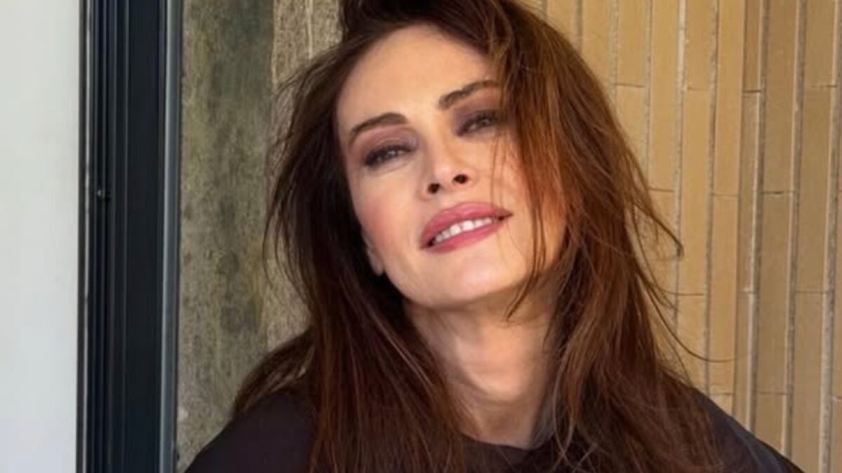 Diretta Ballando, Elena Sofia Ricci incanta lo studio. Ma scoppia il panico: prima eliminazione in arrivo! 49 Elena Sofia Ricci