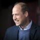 Gossip Royal Family, il Principe William blocca il traffico a Londra: The Mall trasformata in campo da cricket con Brian Lara, ma nel Ducato scatta l'allarme siccità 156 William
