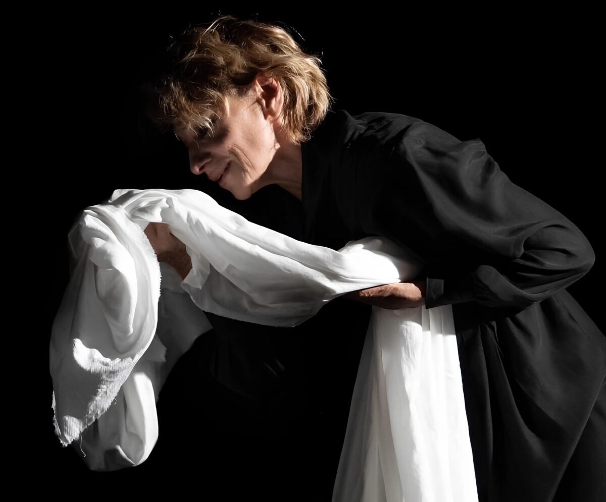 TeatroBasilica presenta "Minima": l'ottava stagione di Roma riparte da Andromaca e dalle grandi sfide del contemporaneo 49 ANDROMACA IL CANDORE DEL CIGNO