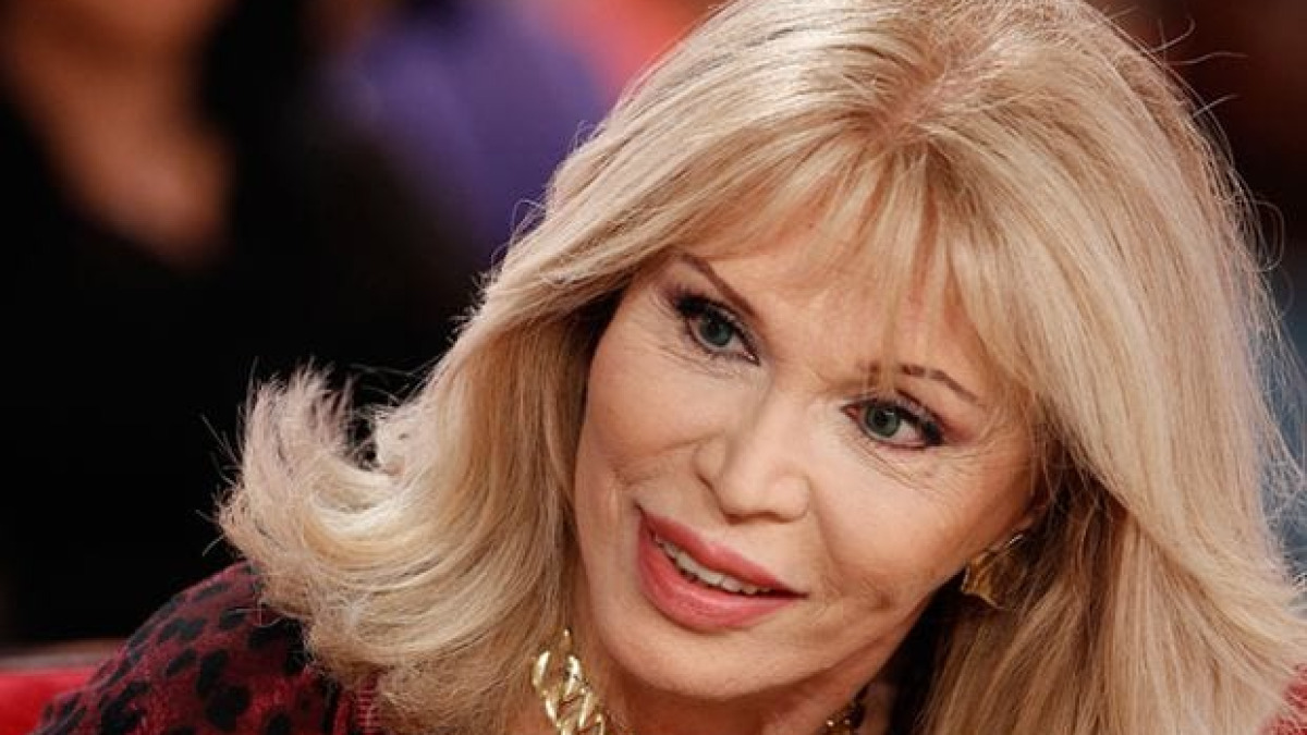 Amanda Lear