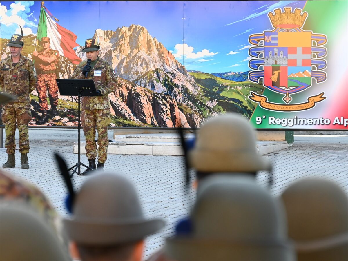 LETTURA DELL'ORDINE DEL GIORNO ALL'ESERCITO