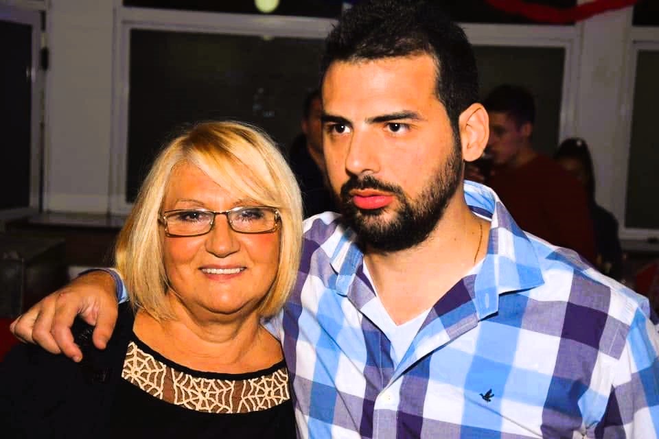 Federico Mandl con la madre Alicia Carosella