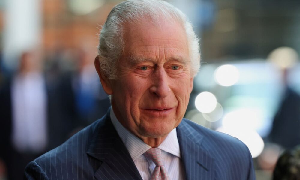 Gossip, Re Carlo III sbarca alle Bahamas mentre il Principe Andrea lascia il Royal Lodge pagando 1,8 milioni: lutto per Alberto di Monaco 105 Re Carlo III