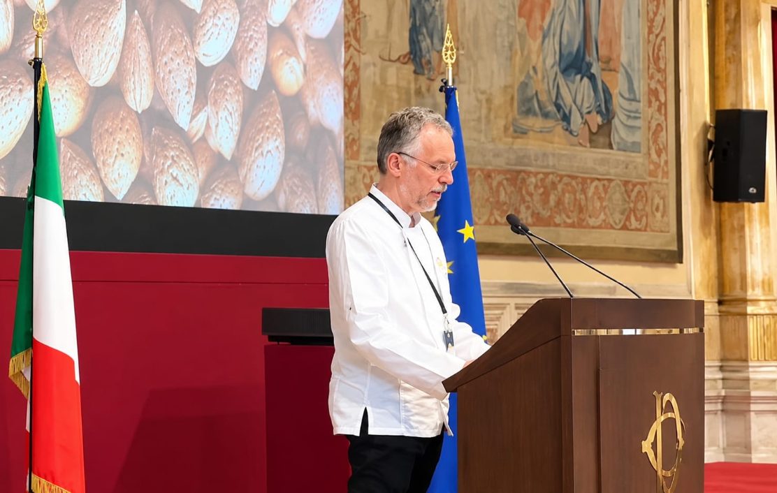 Nicola Giotti, quando la pasticceria diventa arte: il Colosseo raccontato con la dolcezza della Puglia 46 Nicola Giotti