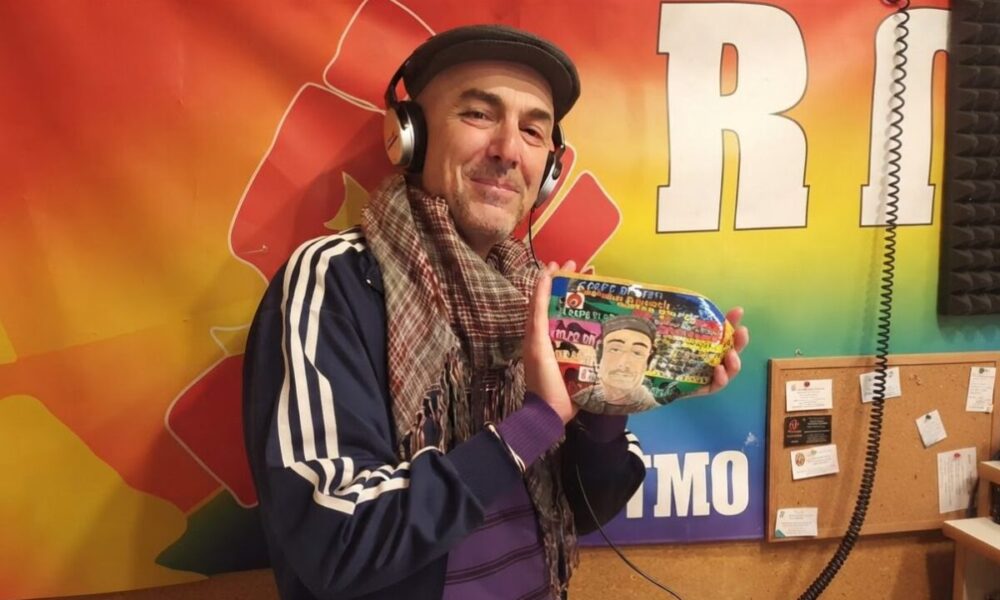 Pescara, torna “Colpo di Stati”: al via la quarta stagione del radioshow letterario di Beniamino Cardines tra ironia, resistenza culturale e ospiti d'eccezione 64 Beniamino Cardines