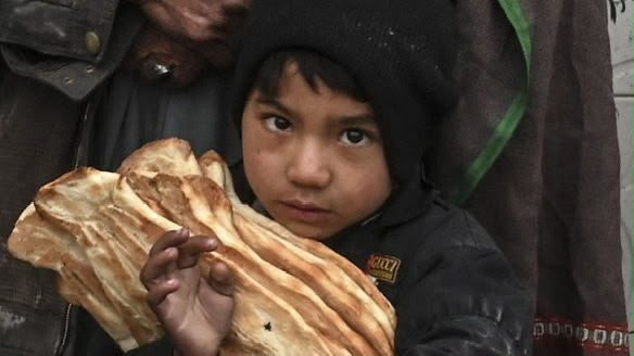 Afghanistan, allarme malnutrizione: nel 2027 oltre un milione di bambini rischia la forma grave