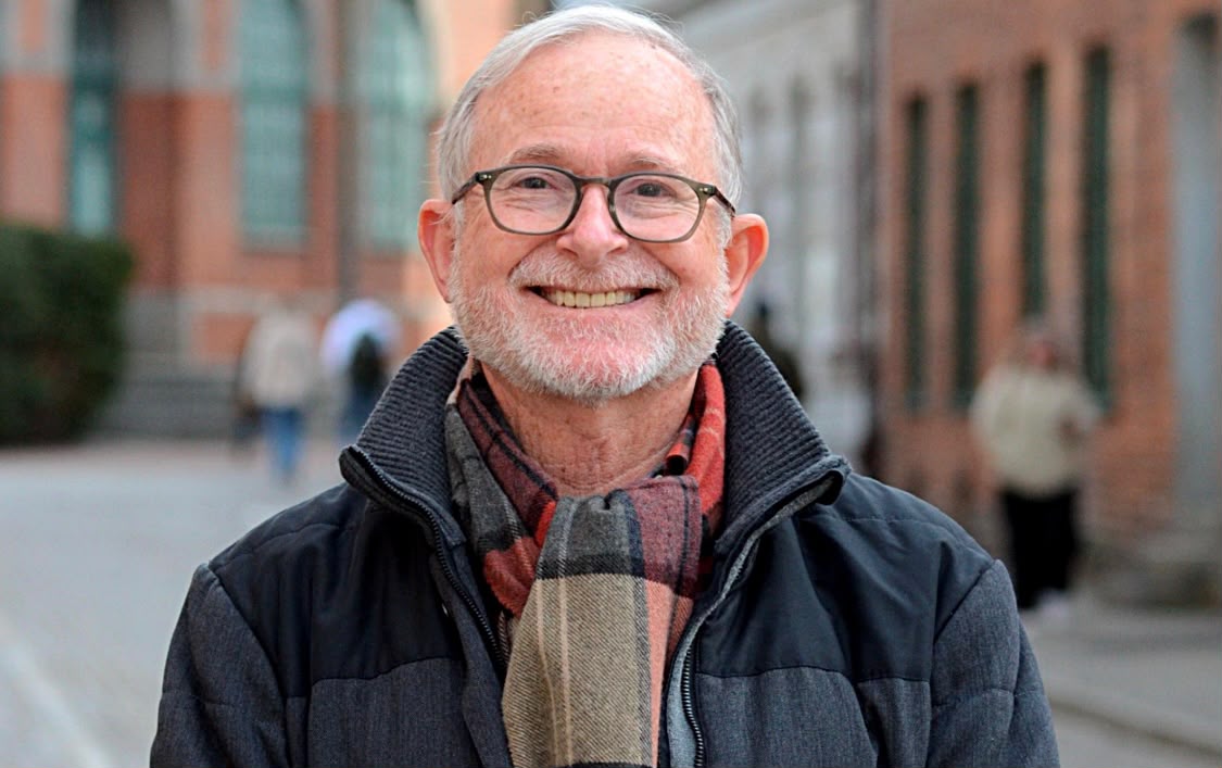 Richard Bennett chiede di fermare i rimpatri degli afghani dall’Europa