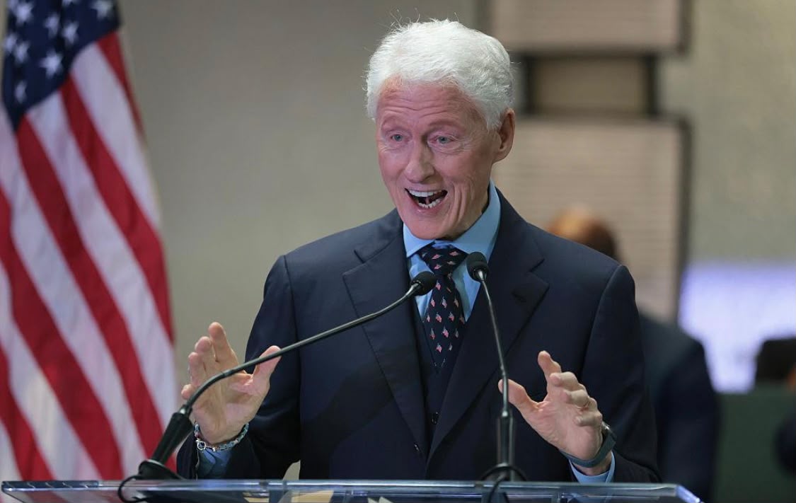Bill Clinton cita il Corano: «I musulmani non devono essere discriminati a causa della loro fede» 46 Bill Clinton