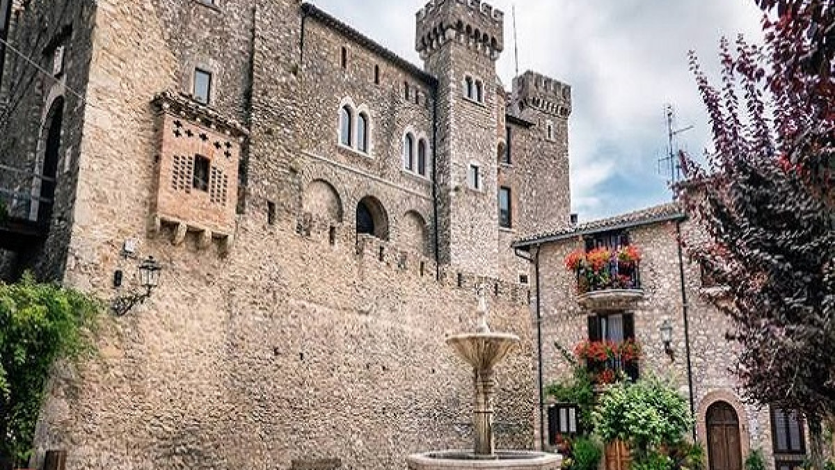 Il Castello di Collalto Sabino: mille anni di storia tra fortezze, nobili famiglie, assedi e leggende