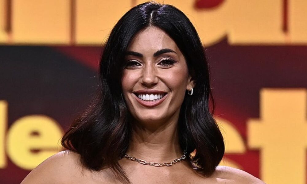 Gossip, Ballando con le Stelle: Federica Nargi e Luca Favilla incantano la pista. Intesa alle stelle e le battute sulla gelosia di Alessandro Matri 157 Federica Nargi
