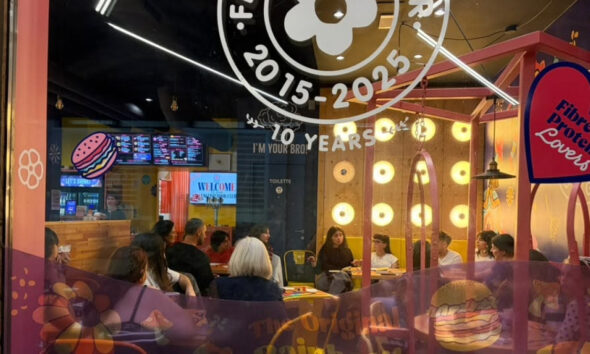 l'English Book Club da Flower Burger