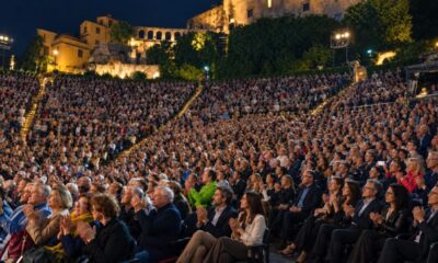 il pubblico al teatro romano di verona