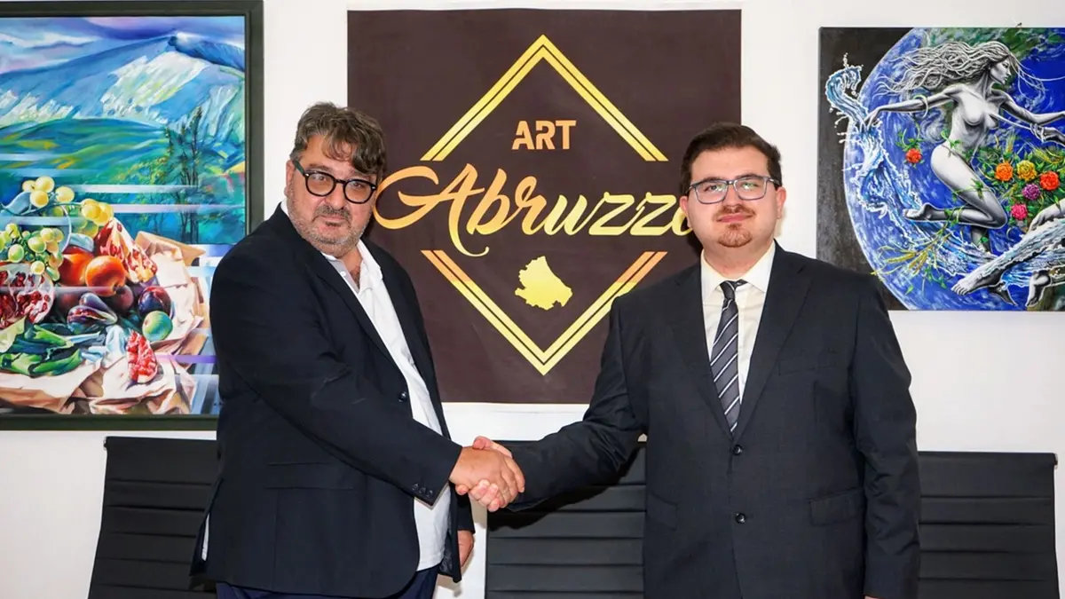 Il Curatore d’Arte Leonardo Paglialonga e il presidente di Art Abruzzo Frank William Marinelli