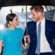 Gossip, Harry e Meghan: scatta il «divorzio professionale» a Montecito. Lei mozzafiato in rosso da sola al gala, lui in fuga per il mondo. Crisi o strategia? 171 Harry e Meghan